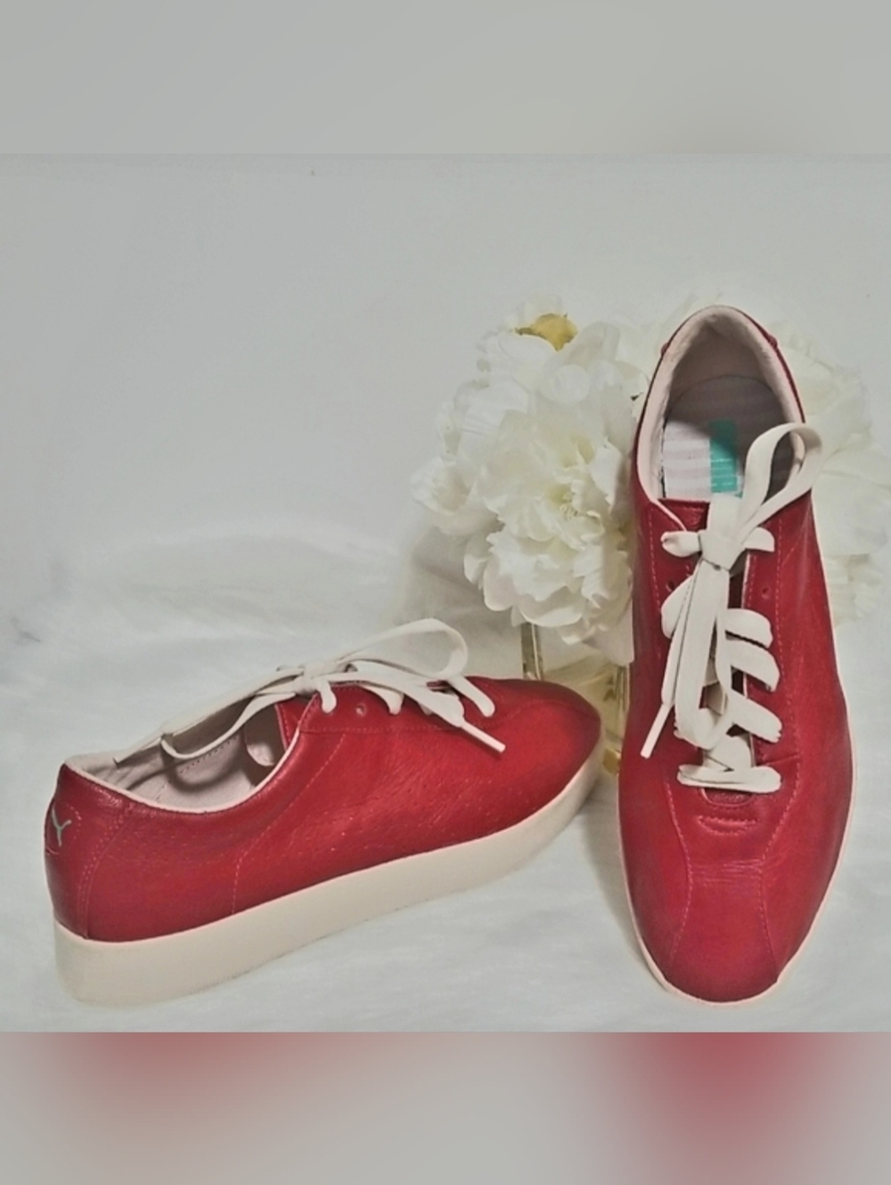 PUMA Red Leather Sneakers Casual Sporty Lace Up Sneakers Rare Retro Style